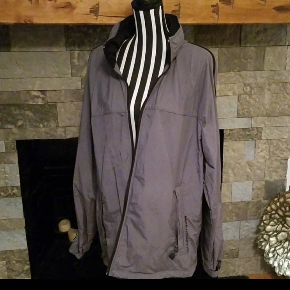 Nautical competition tain coat